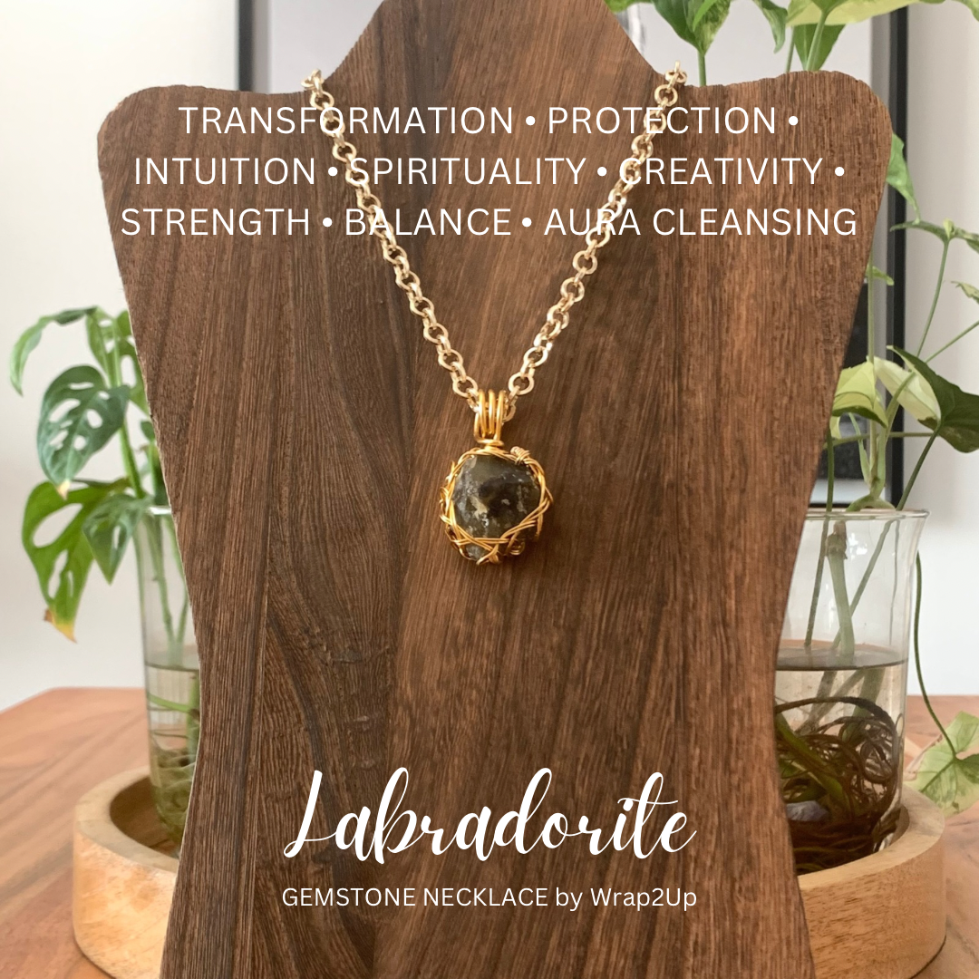 LABRADORITE WIRE-WRAPPED GEMSTONE NECKLACE